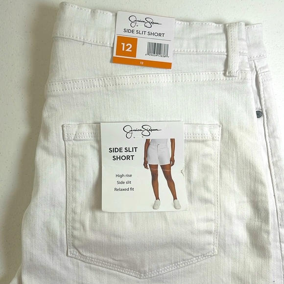 Jessica Simpson Women's White High Rise  Side Slit Short -  Size 12 NWOT - Picture 5 of 9